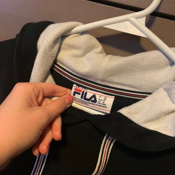 Fila Sweater - Picture 3 of 5